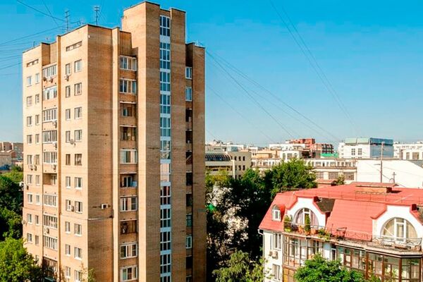 Обшивка лоджий и балконов сайдингом снаружи - фото 73